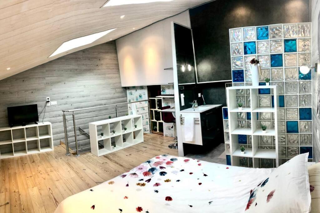 Duplex Atypique 20' De Toulouse Lägenhet Leguevin Exteriör bild
